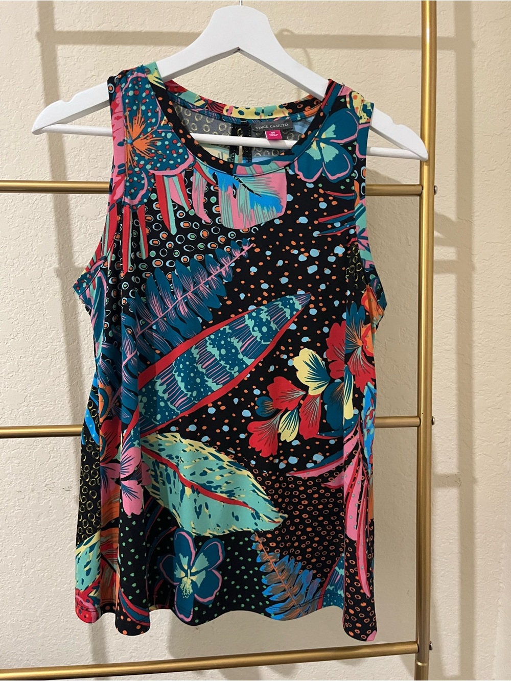 Vince Camuto Black Tropical Floral Tank with Multicolor Print